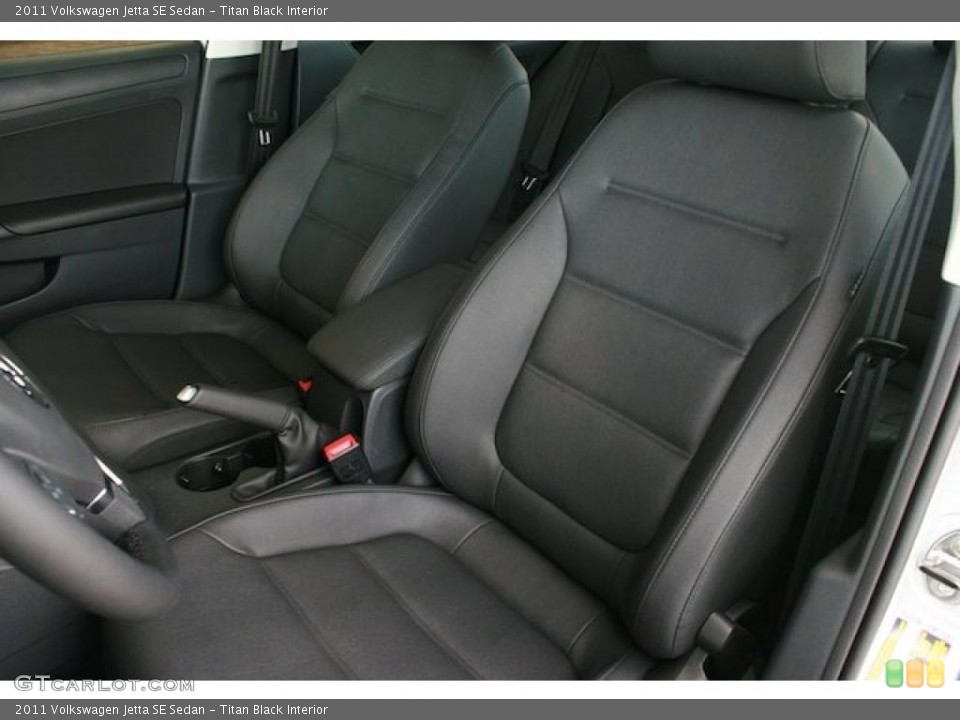 Titan Black Interior Photo for the 2011 Volkswagen Jetta SE Sedan #38545163
