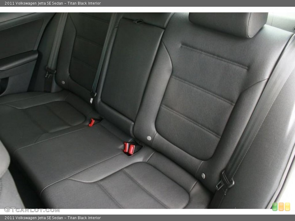 Titan Black Interior Photo for the 2011 Volkswagen Jetta SE Sedan #38545191