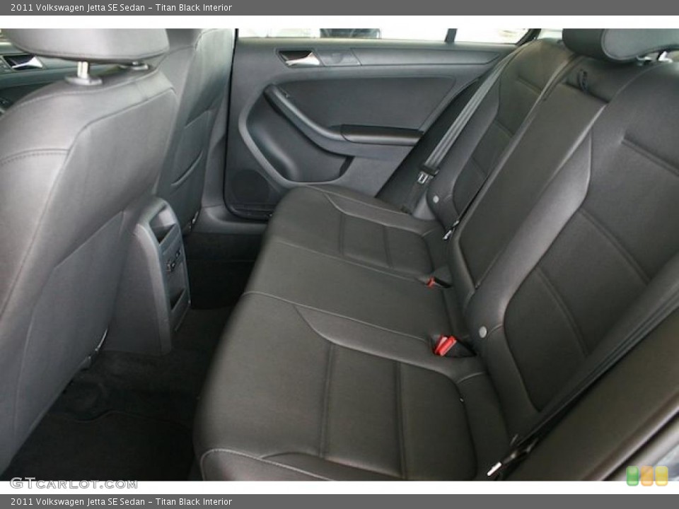 Titan Black Interior Photo for the 2011 Volkswagen Jetta SE Sedan #38545275