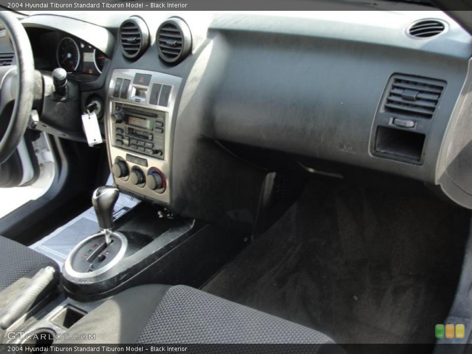 Black Interior Photo for the 2004 Hyundai Tiburon  #38545315