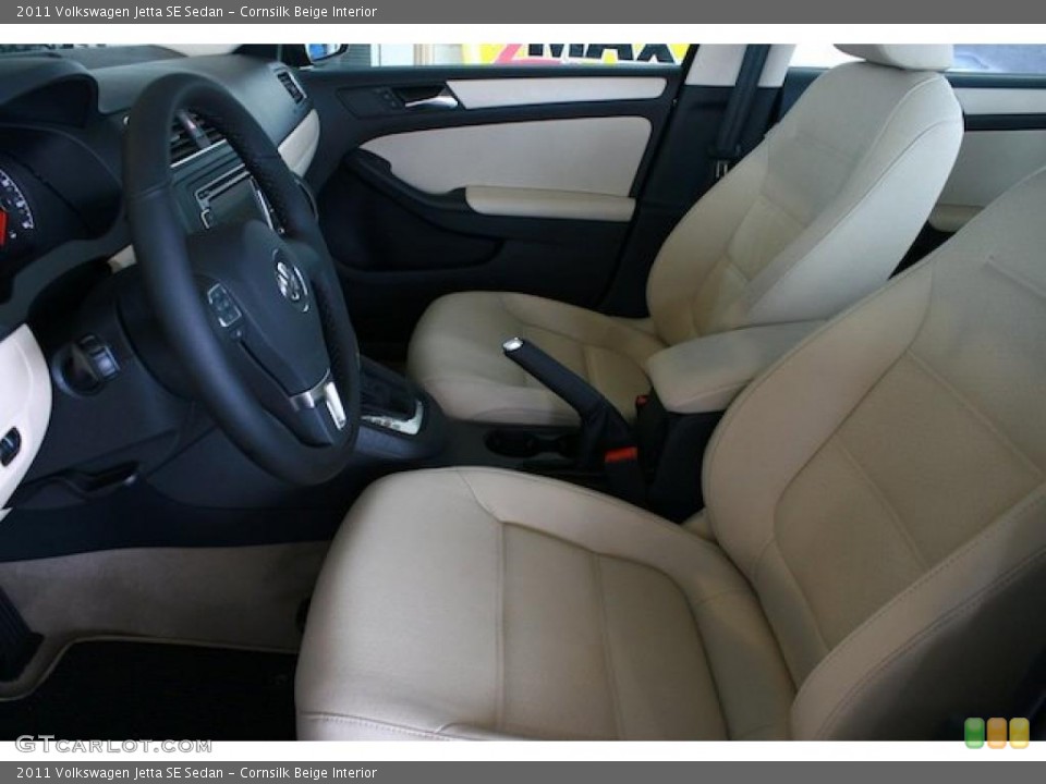 Cornsilk Beige Interior Photo for the 2011 Volkswagen Jetta SE Sedan #38545467
