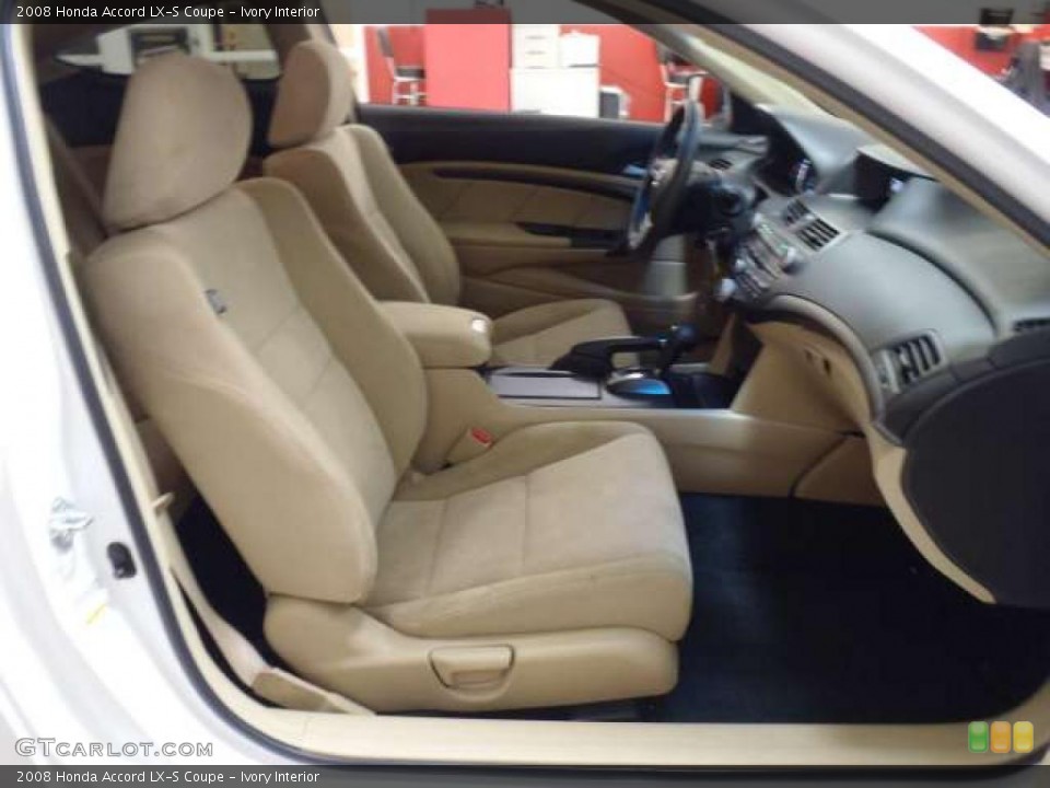 Ivory Interior Photo for the 2008 Honda Accord LX-S Coupe #38550925