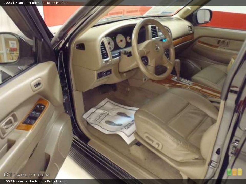 Beige 2003 Nissan Pathfinder Interiors