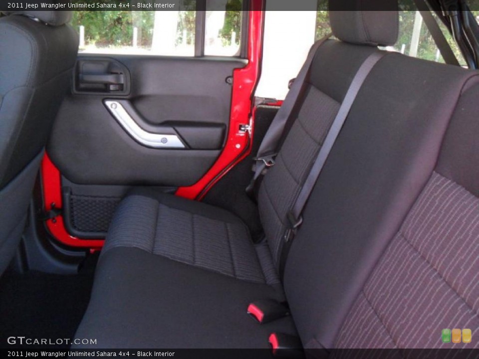 Black Interior Photo for the 2011 Jeep Wrangler Unlimited Sahara 4x4 #38561397