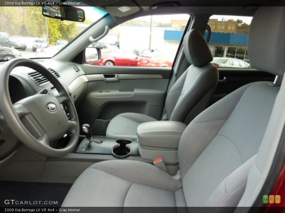 Gray Interior Photo for the 2009 Kia Borrego LX V6 4x4 #38566469