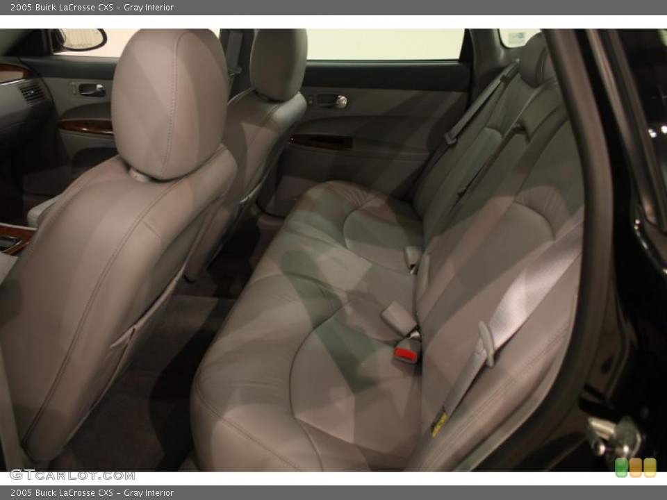 Gray Interior Photo for the 2005 Buick LaCrosse CXS #38568695