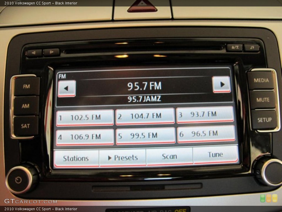 Black Interior Navigation for the 2010 Volkswagen CC Sport #38570322