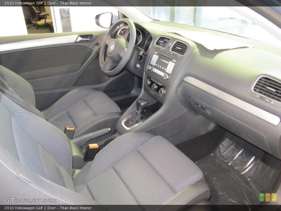 Titan Black Interior Photo for the 2010 Volkswagen Golf 2 Door #38570524