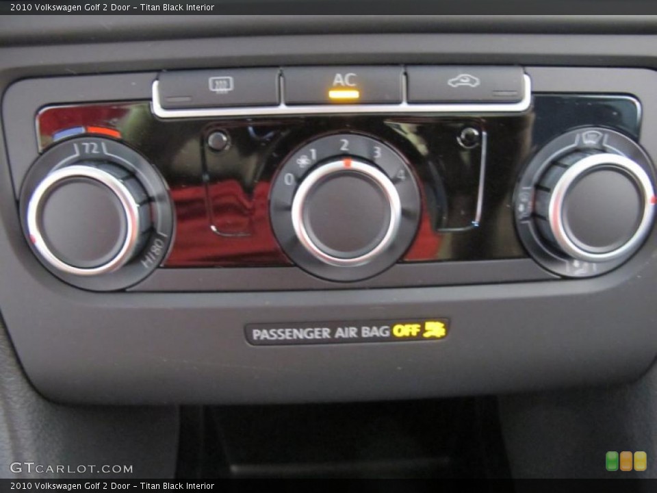 Titan Black Interior Controls for the 2010 Volkswagen Golf 2 Door #38570616