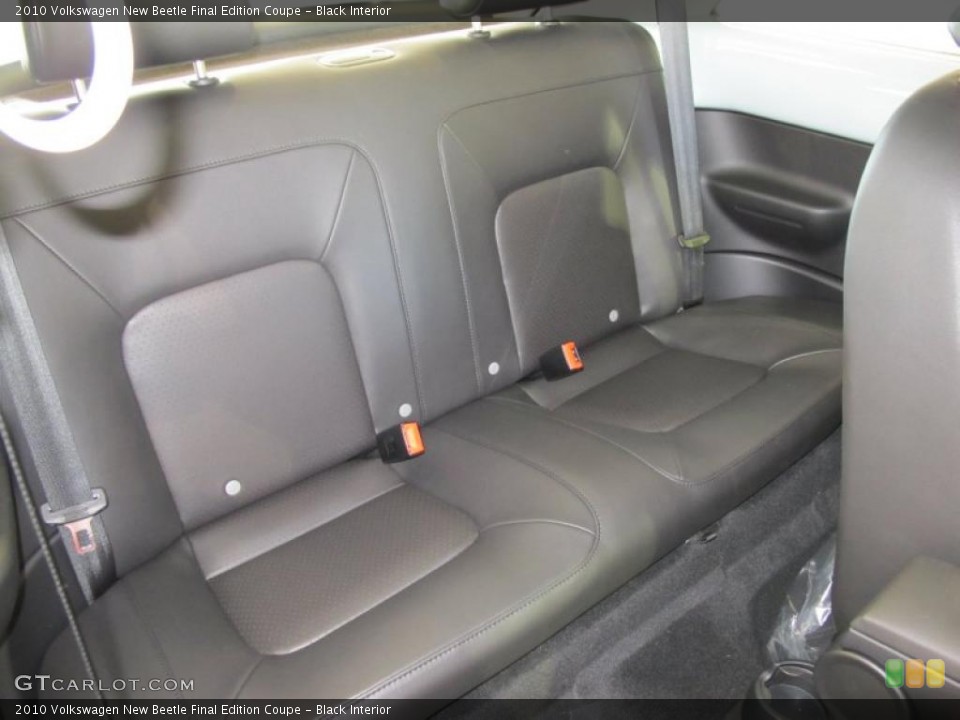 Black Interior Photo for the 2010 Volkswagen New Beetle Final Edition Coupe #38571132