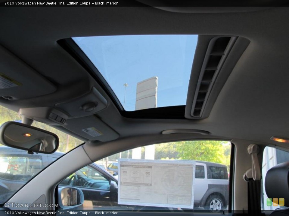 Black Interior Sunroof for the 2010 Volkswagen New Beetle Final Edition Coupe #38571260