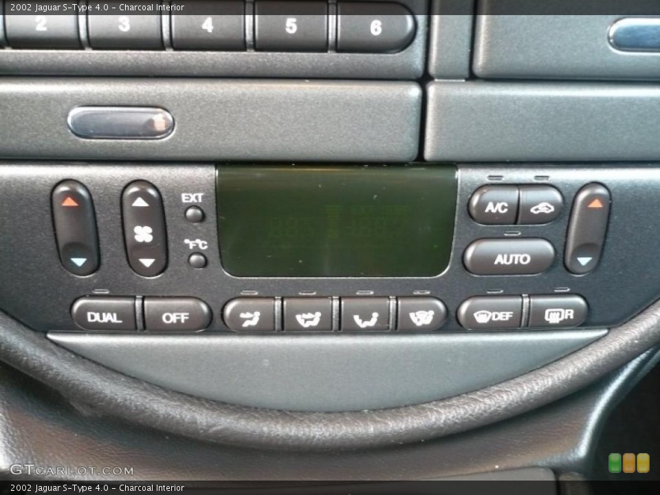 Charcoal Interior Controls for the 2002 Jaguar S-Type 4.0 #38572116