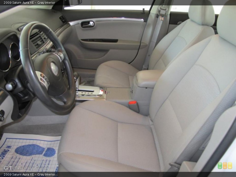 Gray Interior Photo for the 2009 Saturn Aura XE #38572376