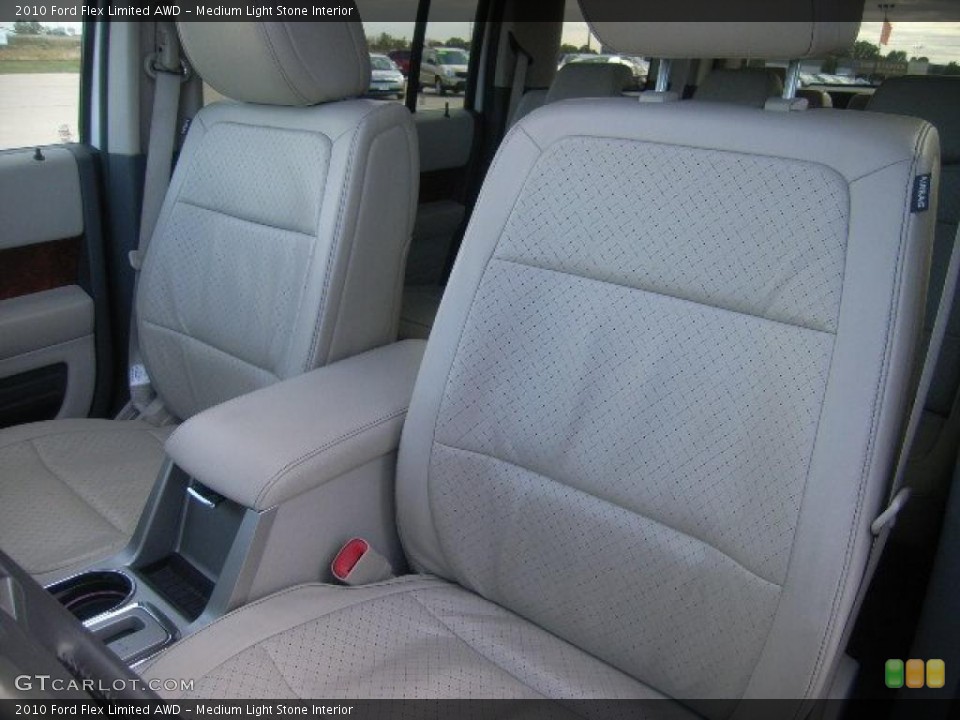 Medium Light Stone Interior Photo for the 2010 Ford Flex Limited AWD #38574188