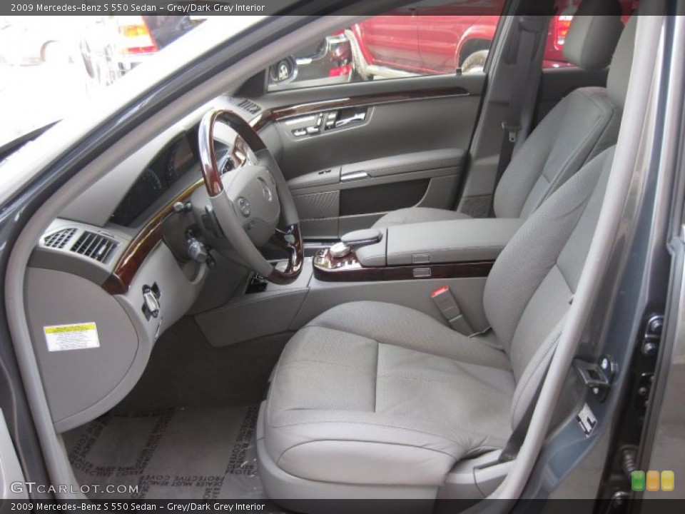 Grey/Dark Grey Interior Prime Interior for the 2009 Mercedes-Benz S 550 Sedan #38579592