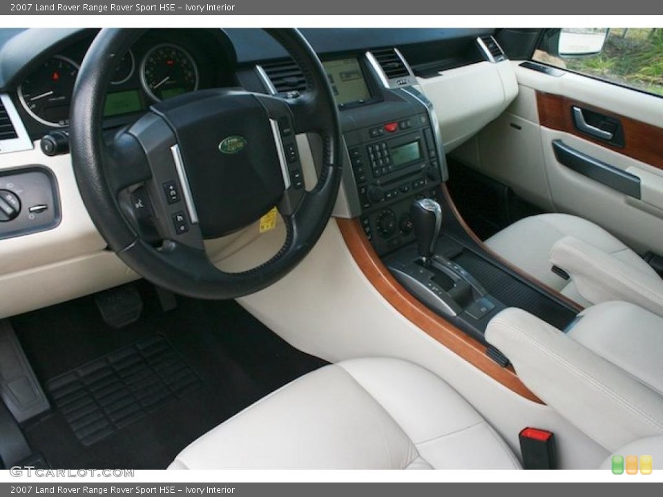 Ivory Interior Dashboard for the 2007 Land Rover Range Rover Sport HSE #38580600