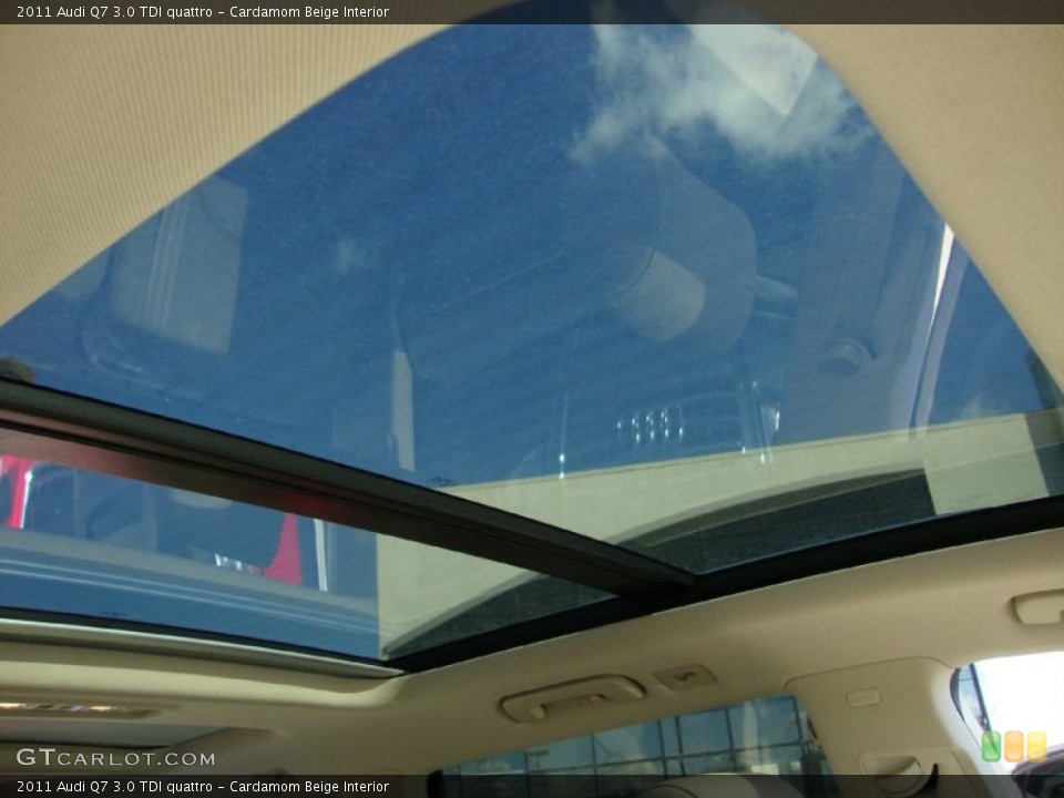 Cardamom Beige Interior Sunroof for the 2011 Audi Q7 3.0 TDI quattro #38582256