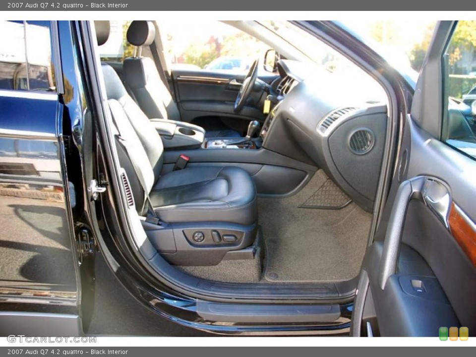 Black Interior Photo for the 2007 Audi Q7 4.2 quattro #38584456