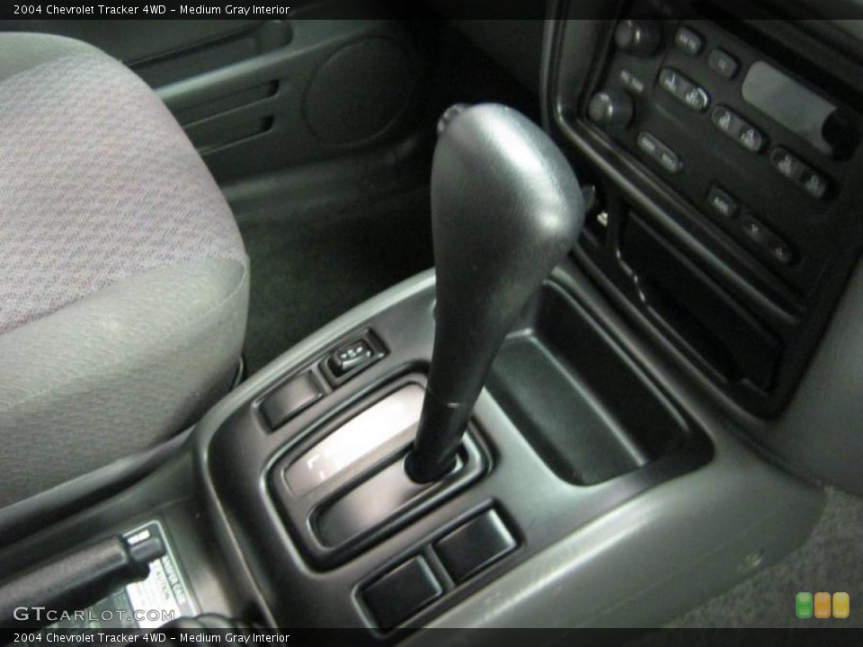 Medium Gray Interior Transmission for the 2004 Chevrolet Tracker 4WD #38595173