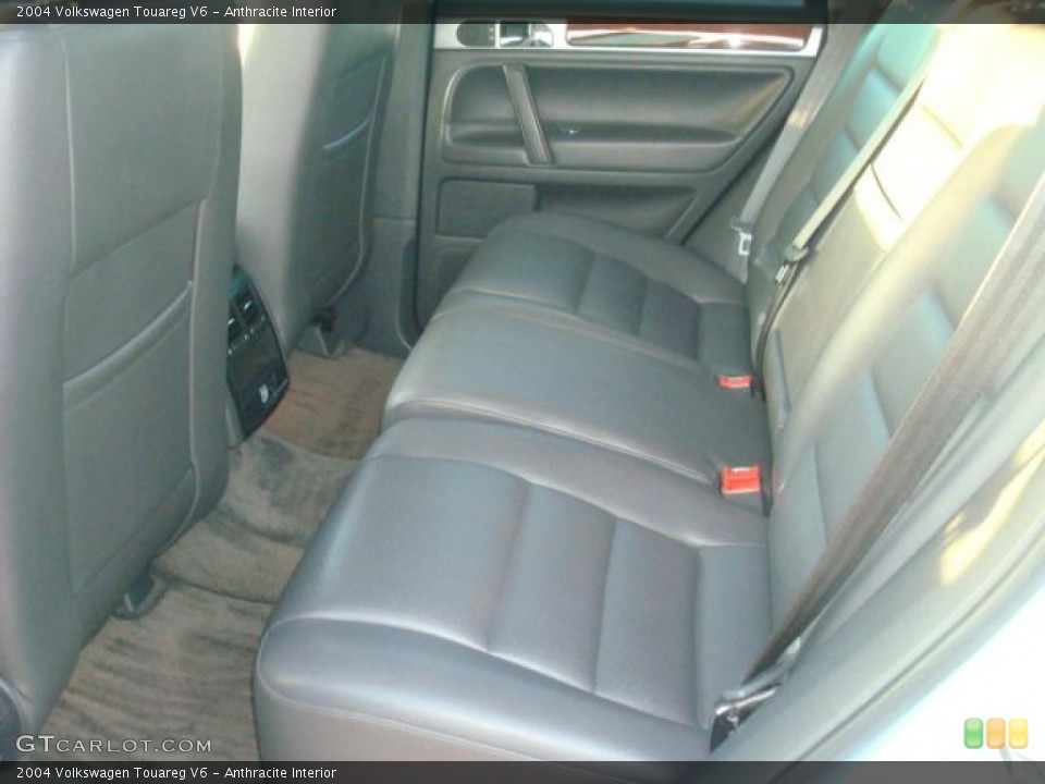 Anthracite Interior Photo for the 2004 Volkswagen Touareg V6 #38596137