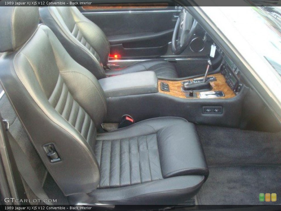 Black Interior Photo for the 1989 Jaguar XJ XJS V12 Convertible #38596557
