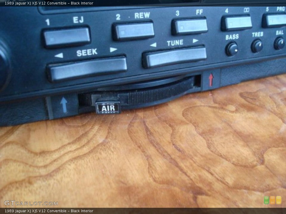 Black Interior Controls for the 1989 Jaguar XJ XJS V12 Convertible #38596733