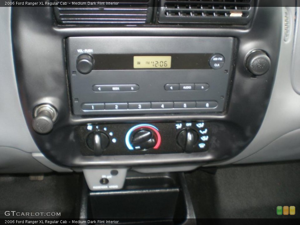 Medium Dark Flint Interior Controls for the 2006 Ford Ranger XL Regular Cab #38597269