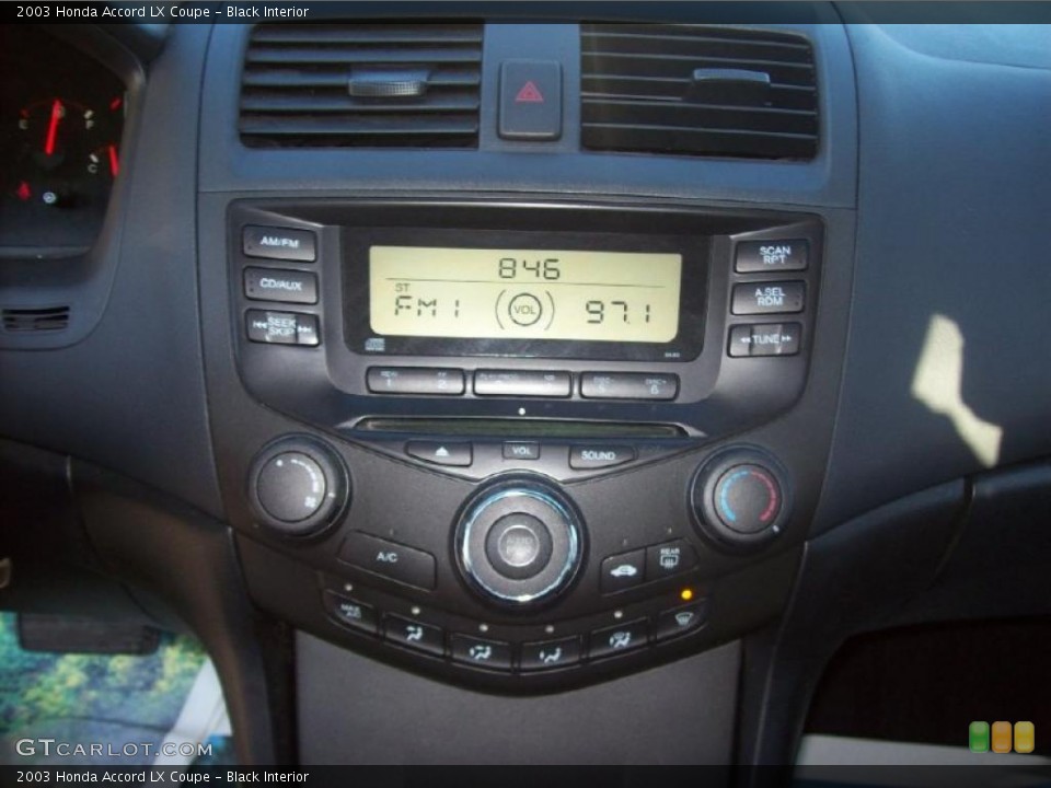 Black Interior Controls for the 2003 Honda Accord LX Coupe #38600125
