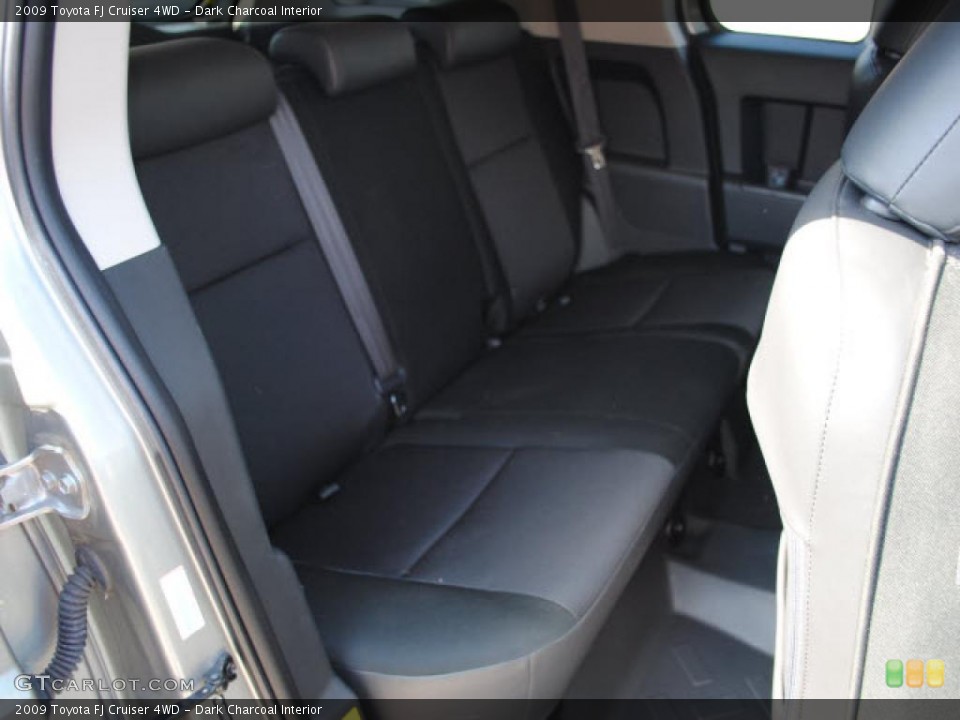 Dark Charcoal Interior Photo for the 2009 Toyota FJ Cruiser 4WD #38617726