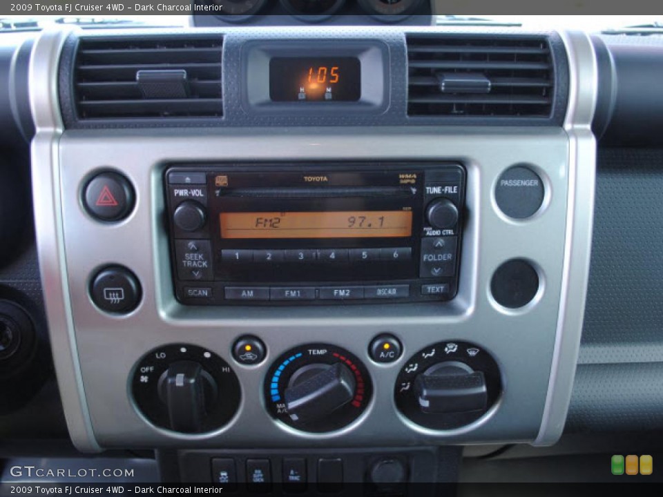Dark Charcoal Interior Controls for the 2009 Toyota FJ Cruiser 4WD #38617854