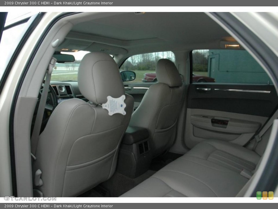 Dark Khaki/Light Graystone Interior Photo for the 2009 Chrysler 300 C HEMI #38618074