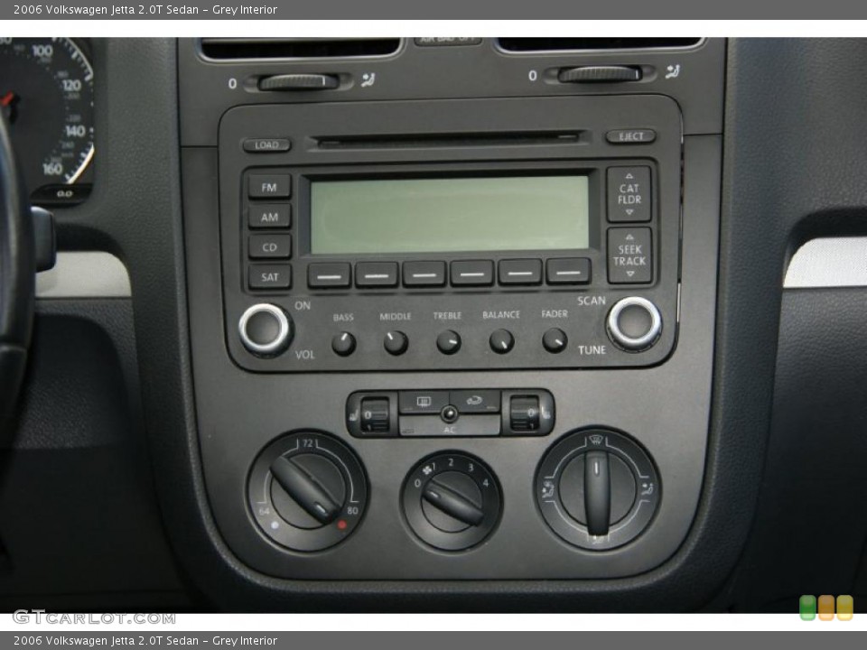 Grey Interior Controls for the 2006 Volkswagen Jetta 2.0T Sedan #38619742