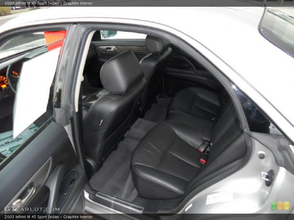 Graphite Interior Photo for the 2003 Infiniti M 45 Sport Sedan #38619830