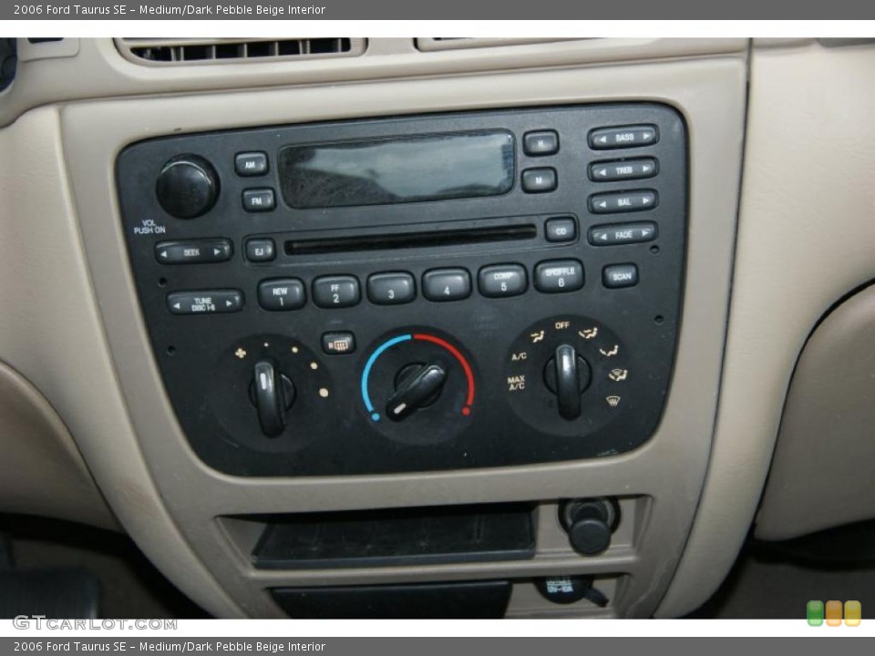 Medium/Dark Pebble Beige Interior Controls for the 2006 Ford Taurus SE #38621861