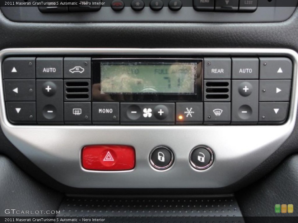 Nero Interior Controls for the 2011 Maserati GranTurismo S Automatic #38624950