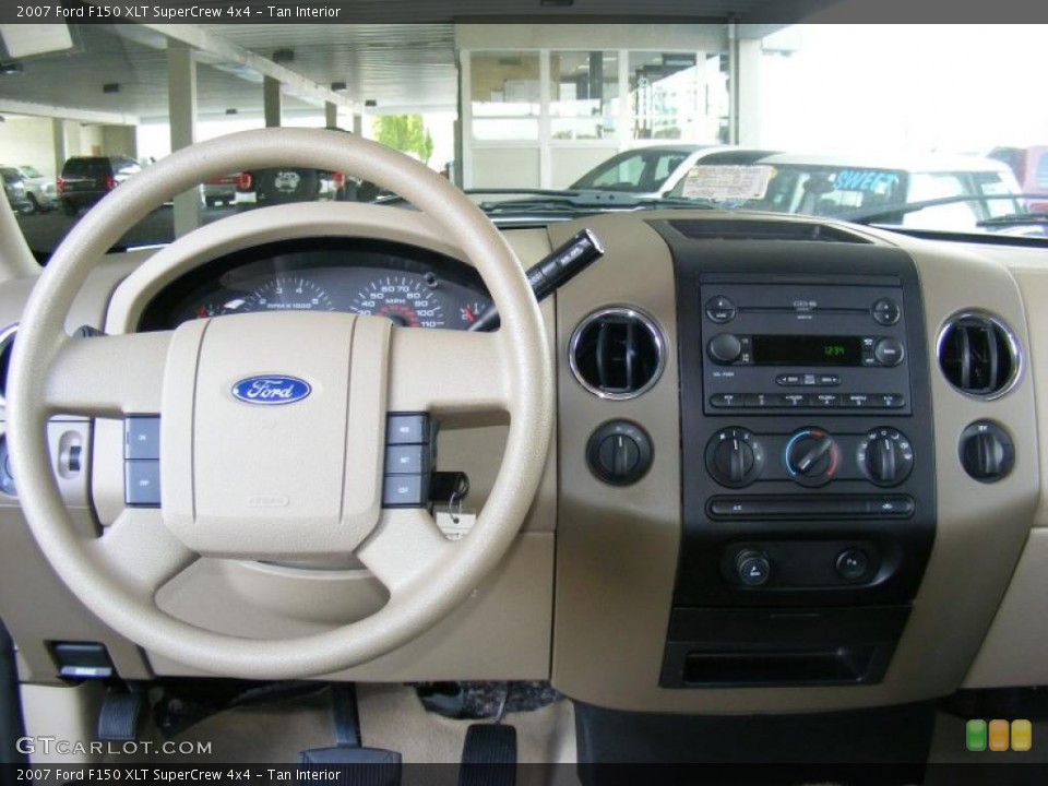 Tan Interior Controls for the 2007 Ford F150 XLT SuperCrew 4x4 #38624954
