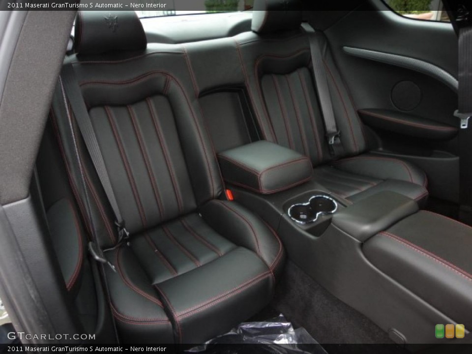 Nero Interior Photo for the 2011 Maserati GranTurismo S Automatic #38625046