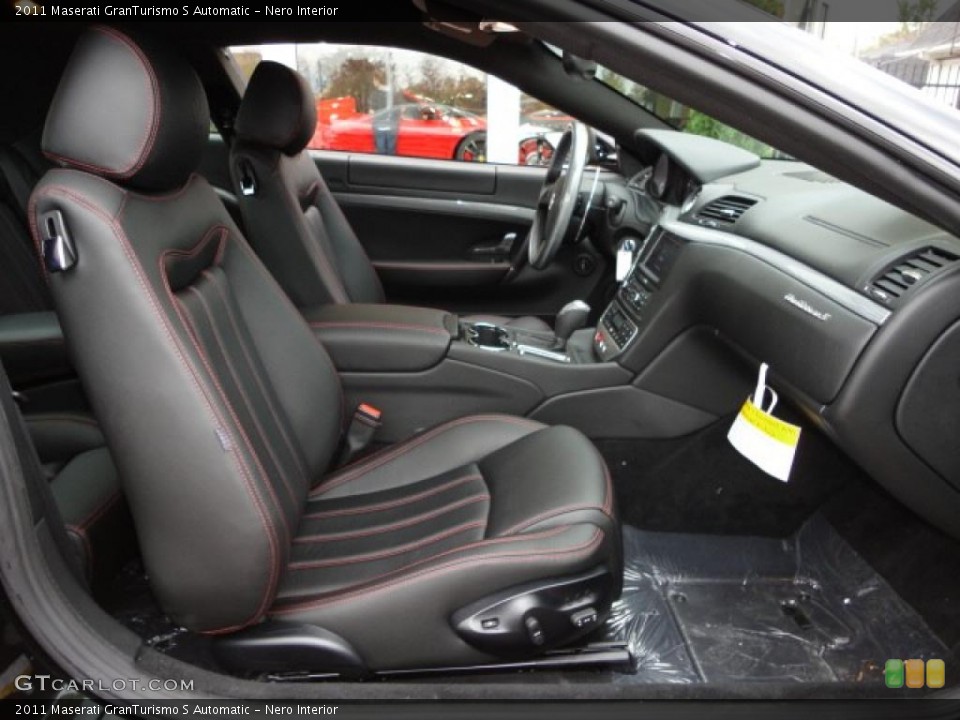 Nero Interior Photo for the 2011 Maserati GranTurismo S Automatic #38625074