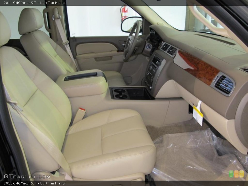Light Tan Interior Photo for the 2011 GMC Yukon SLT #38627374