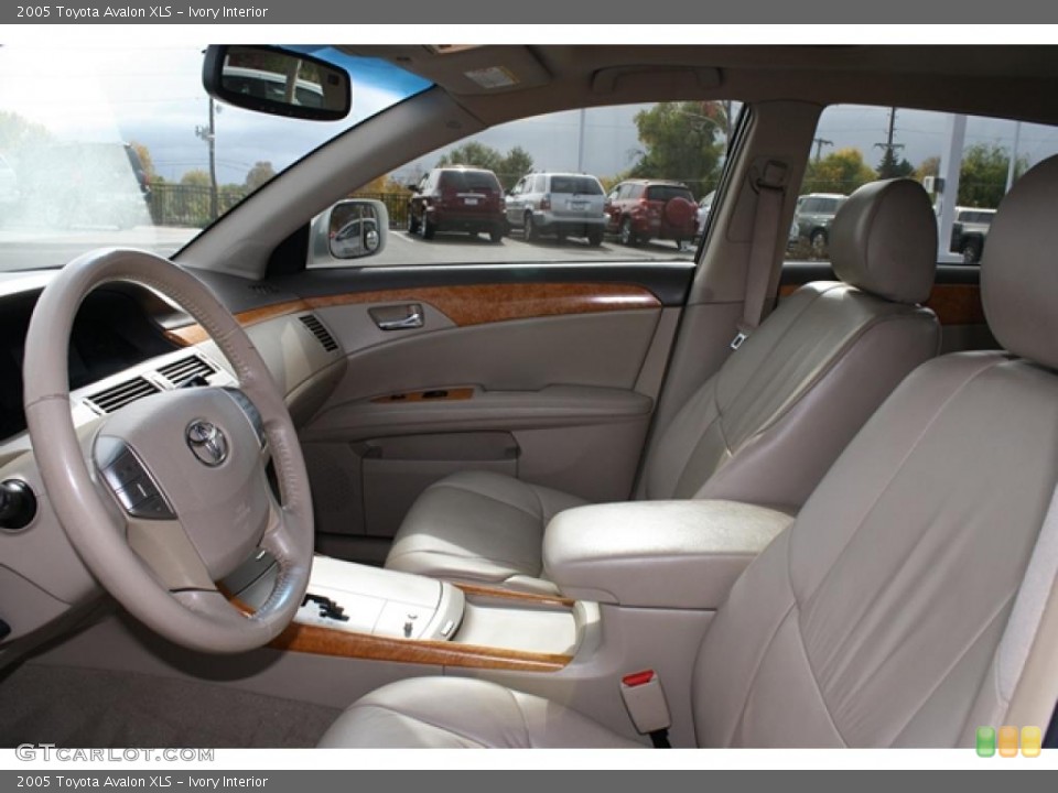Ivory Interior Photo for the 2005 Toyota Avalon XLS #38629618