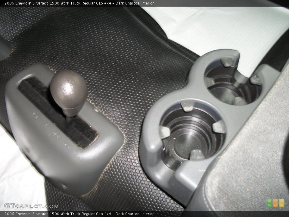 Dark Charcoal Interior Controls for the 2006 Chevrolet Silverado 1500 Work Truck Regular Cab 4x4 #38630126
