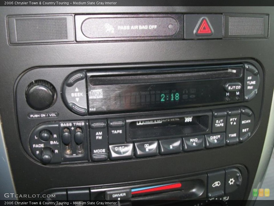 Medium Slate Gray Interior Controls for the 2006 Chrysler Town & Country Touring #38630842