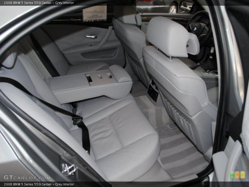 Grey Interior Photo for the 2008 BMW 5 Series 550i Sedan #38633730
