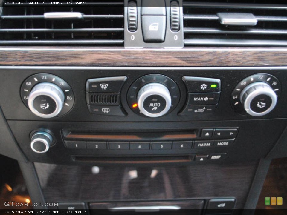 Black Interior Controls for the 2008 BMW 5 Series 528i Sedan #38635110