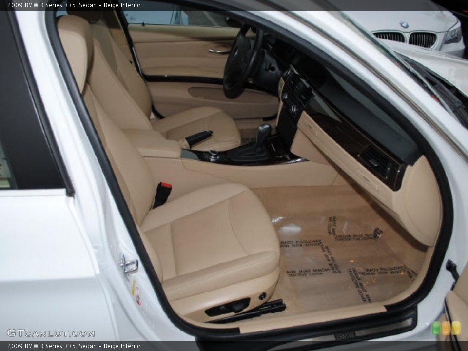 Beige Interior Photo for the 2009 BMW 3 Series 335i Sedan #38635554