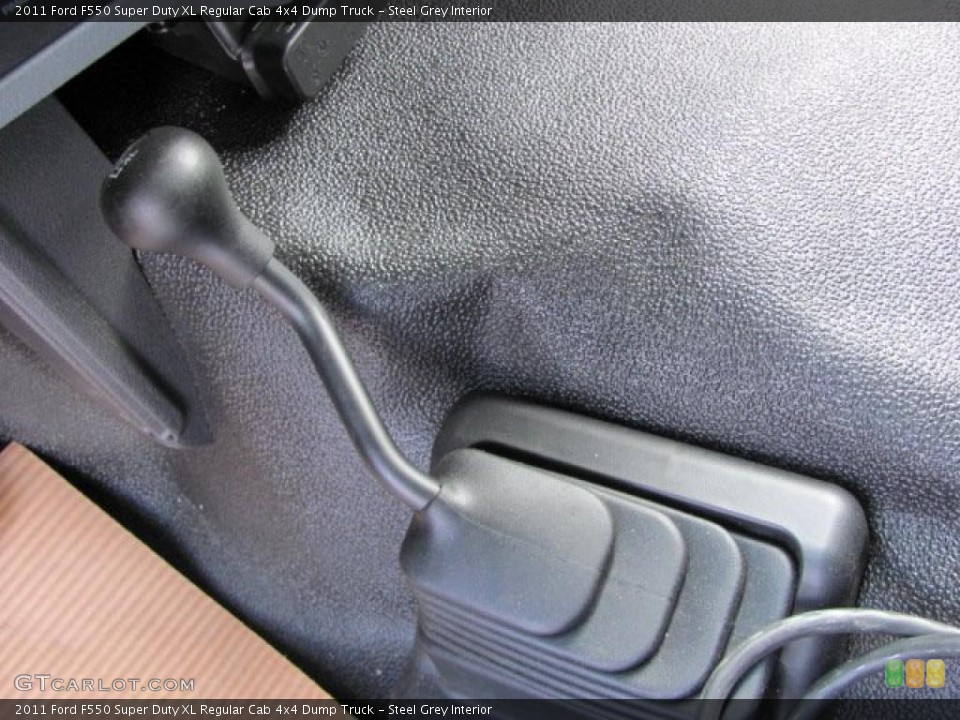 Steel Grey Interior Photo for the 2011 Ford F550 Super Duty XL Regular Cab 4x4 Dump Truck #38637570