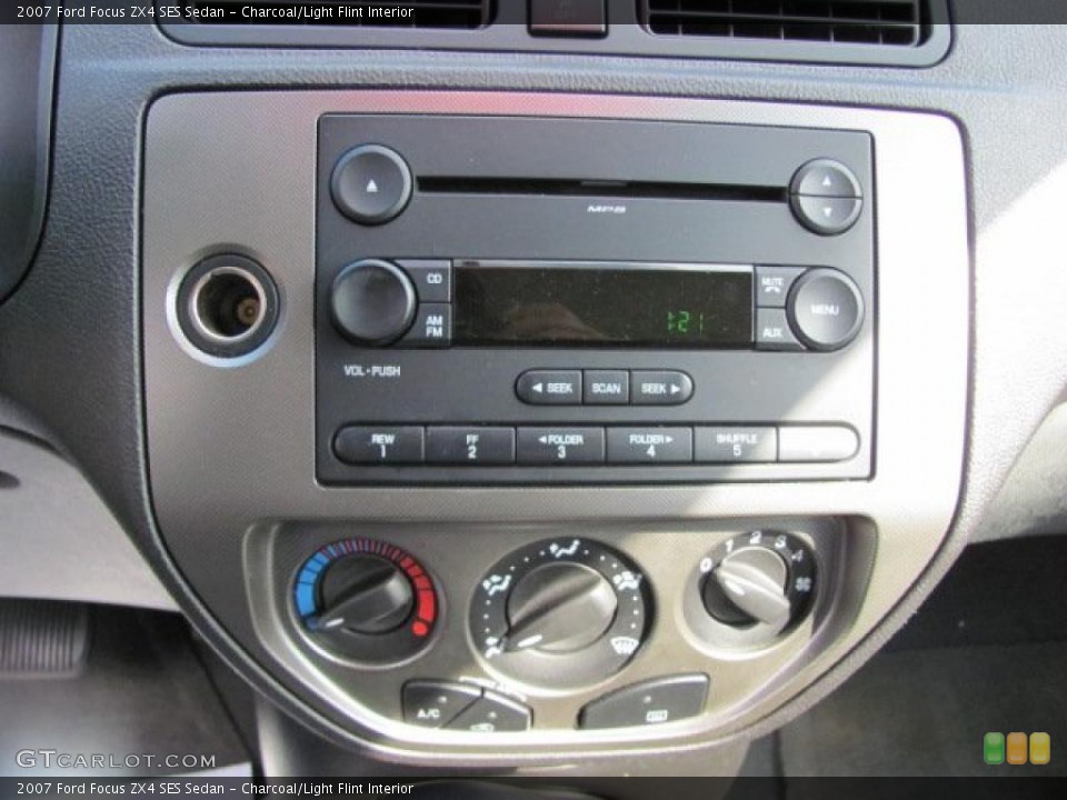 Charcoal/Light Flint Interior Controls for the 2007 Ford Focus ZX4 SES Sedan #38640918