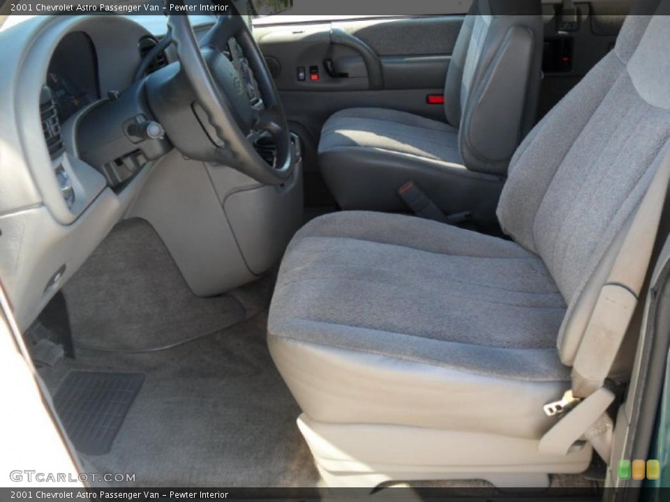 Pewter Interior Photo for the 2001 Chevrolet Astro Passenger Van #38641498