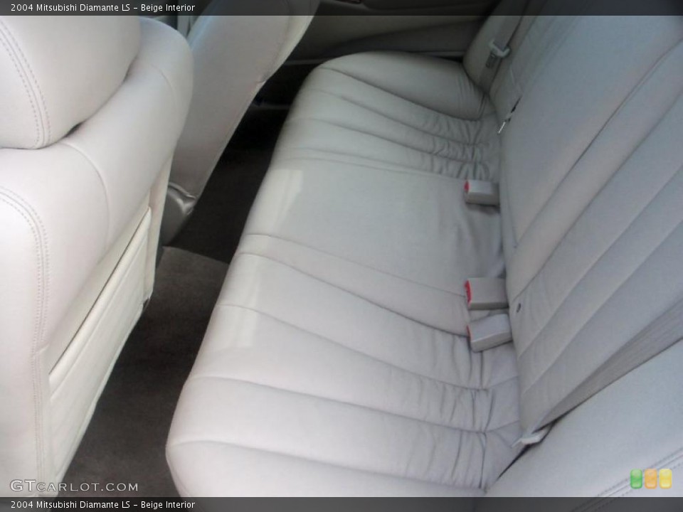 Beige Interior Photo for the 2004 Mitsubishi Diamante LS #38641518