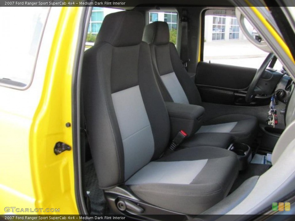 Medium Dark Flint Interior Photo for the 2007 Ford Ranger Sport SuperCab 4x4 #38644342